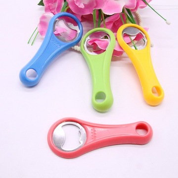 2元日用百貨批發 塑料啤酒開瓶器的市場價值與經營策略